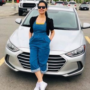 Meet your Posher, Urvashi